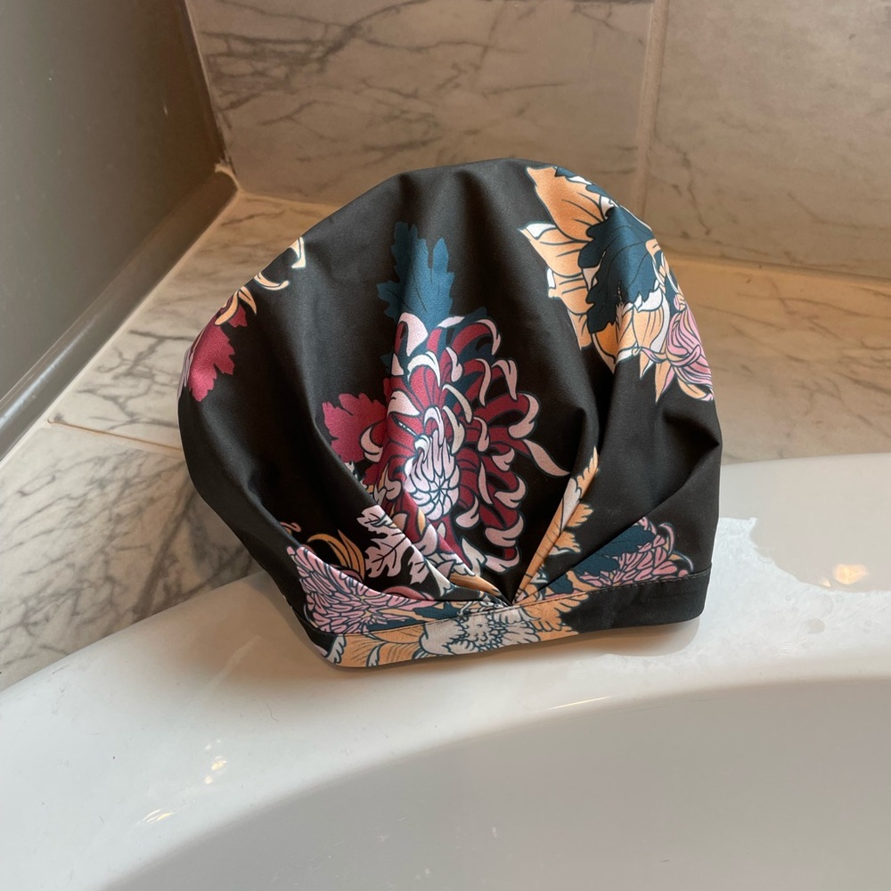 Shhhowercap The Astor Shower cap